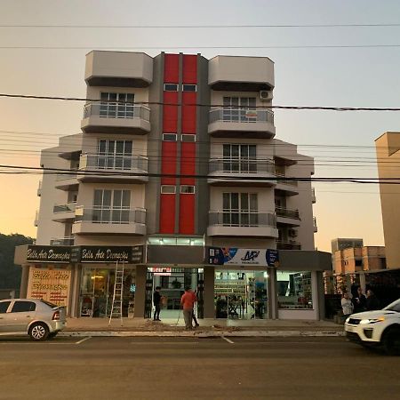 Apto Na Avenida De Piratuba, Proximo Ao Balneario Exteriér fotografie